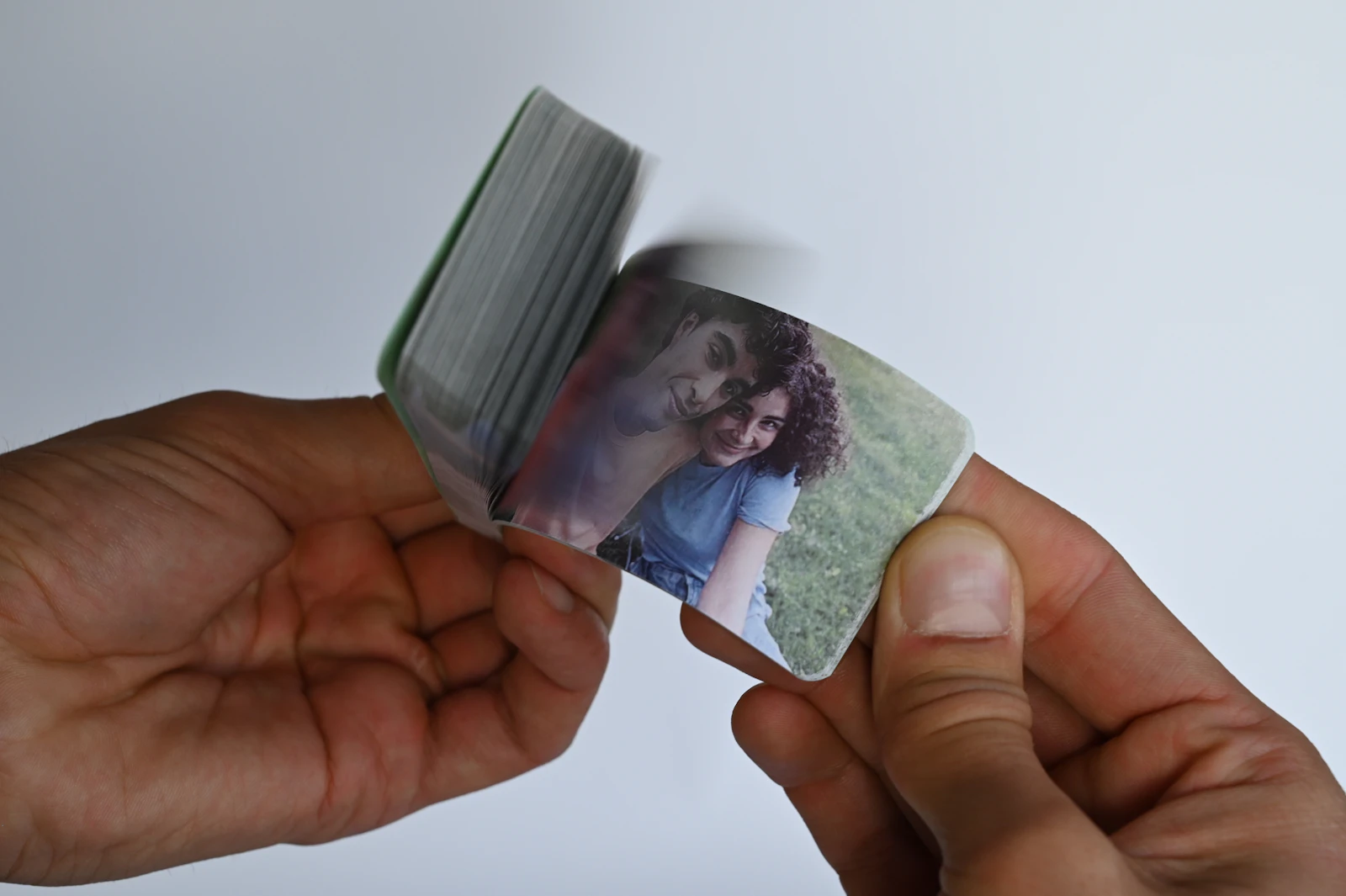 VideoToFlip.com - Turn video to flipbook screenshot 7