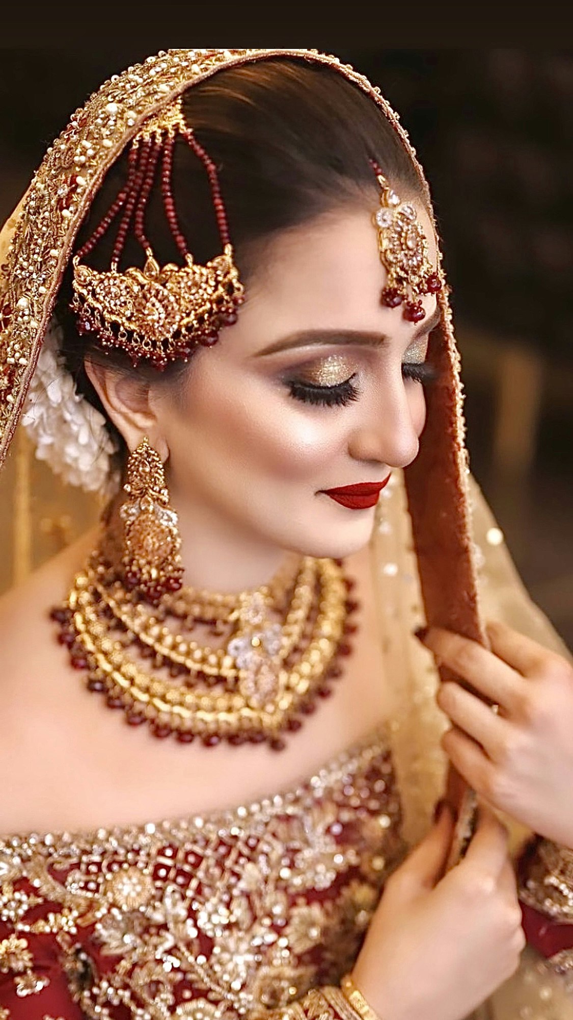 \Makeup Artist in Jalandhar gallery image