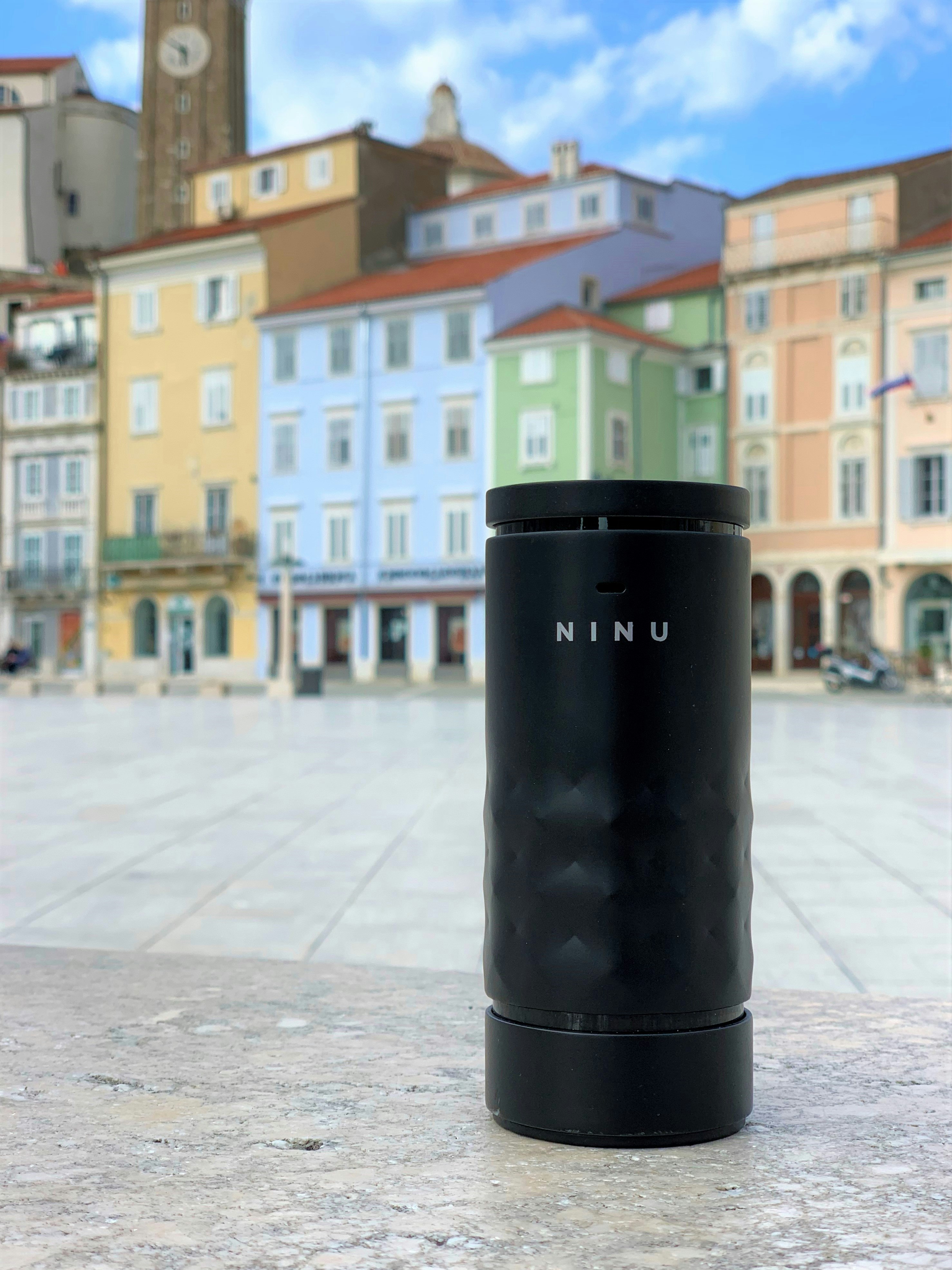 NINU - 1st Smart Fragrance Device gallery image