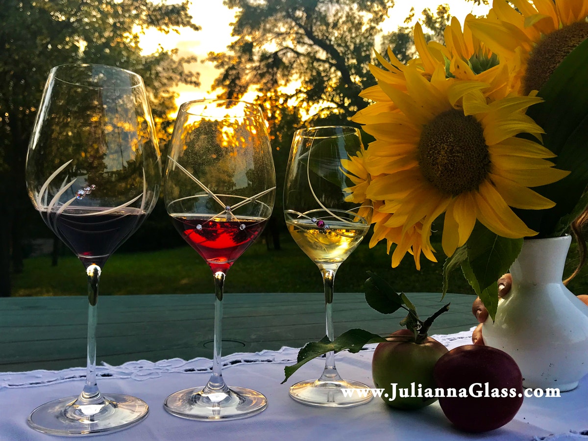Julianna Glass gallery image