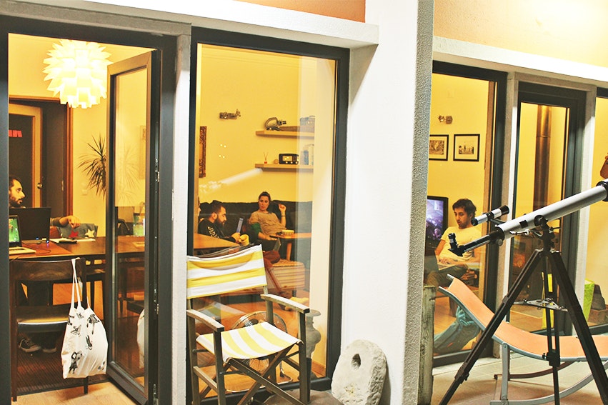 Cohubiting gallery image