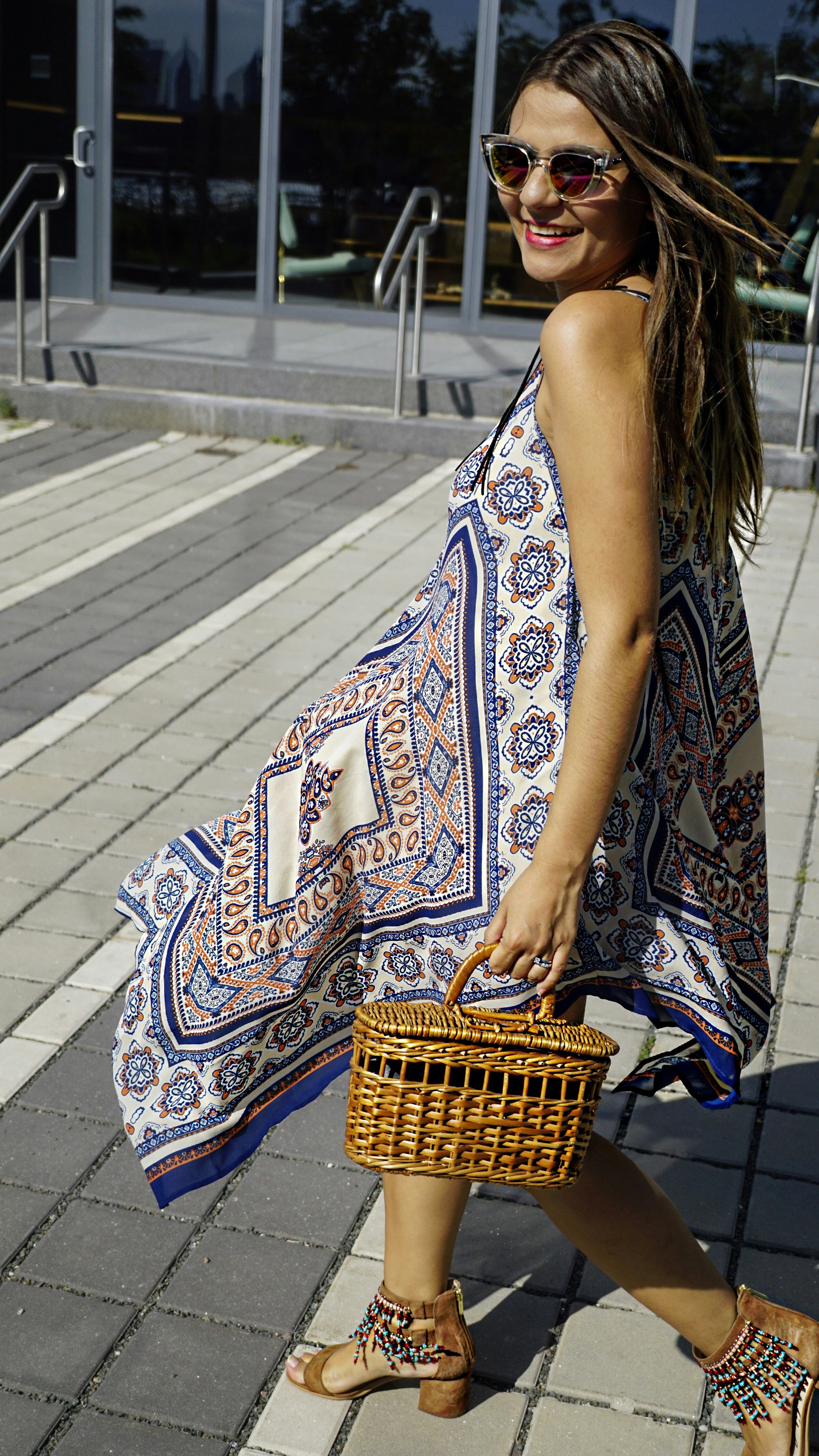 Alley Girl gallery image