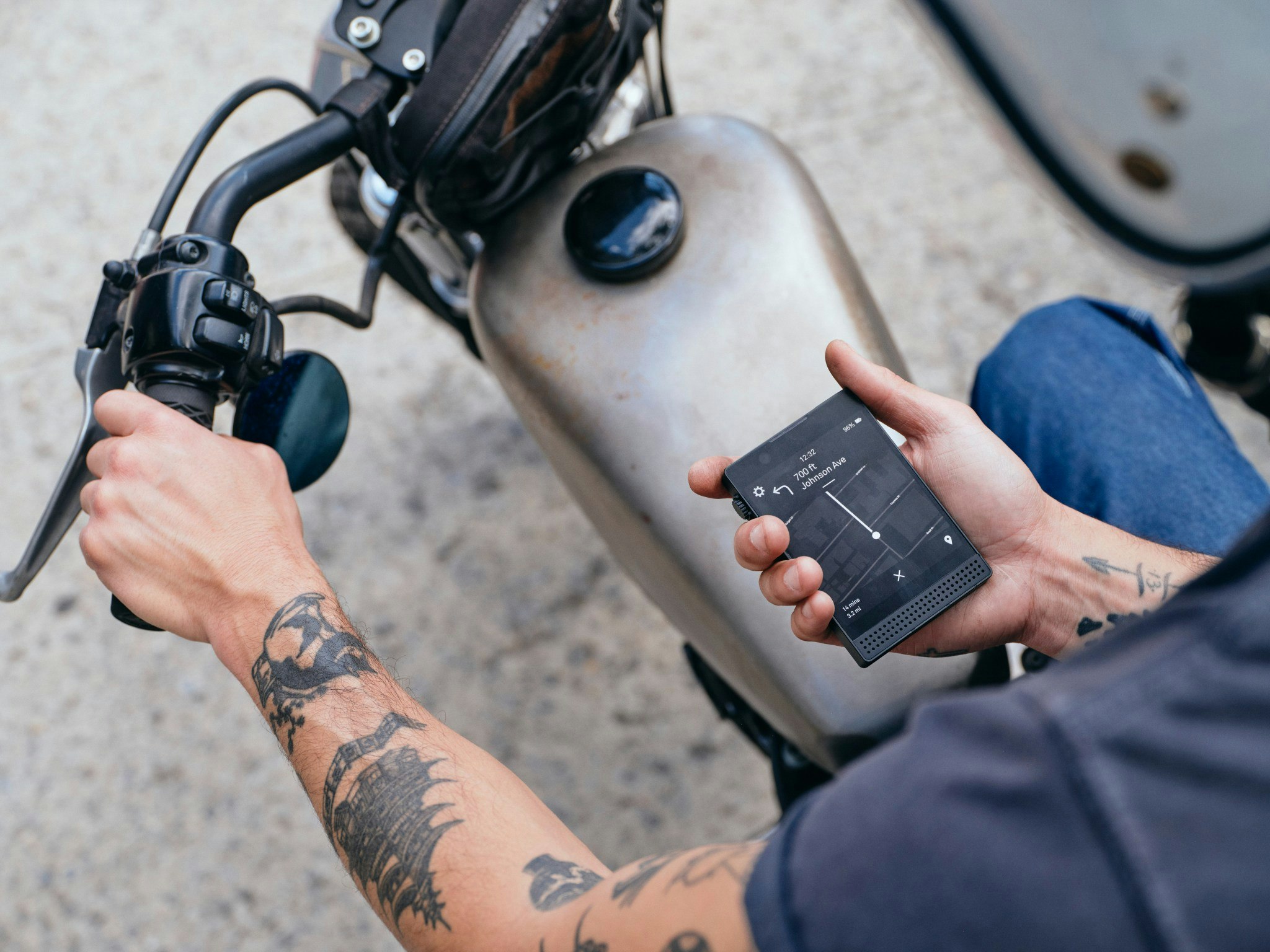 Média Téléphone léger 3 - Le téléphone minimal, fait une preuve future 4