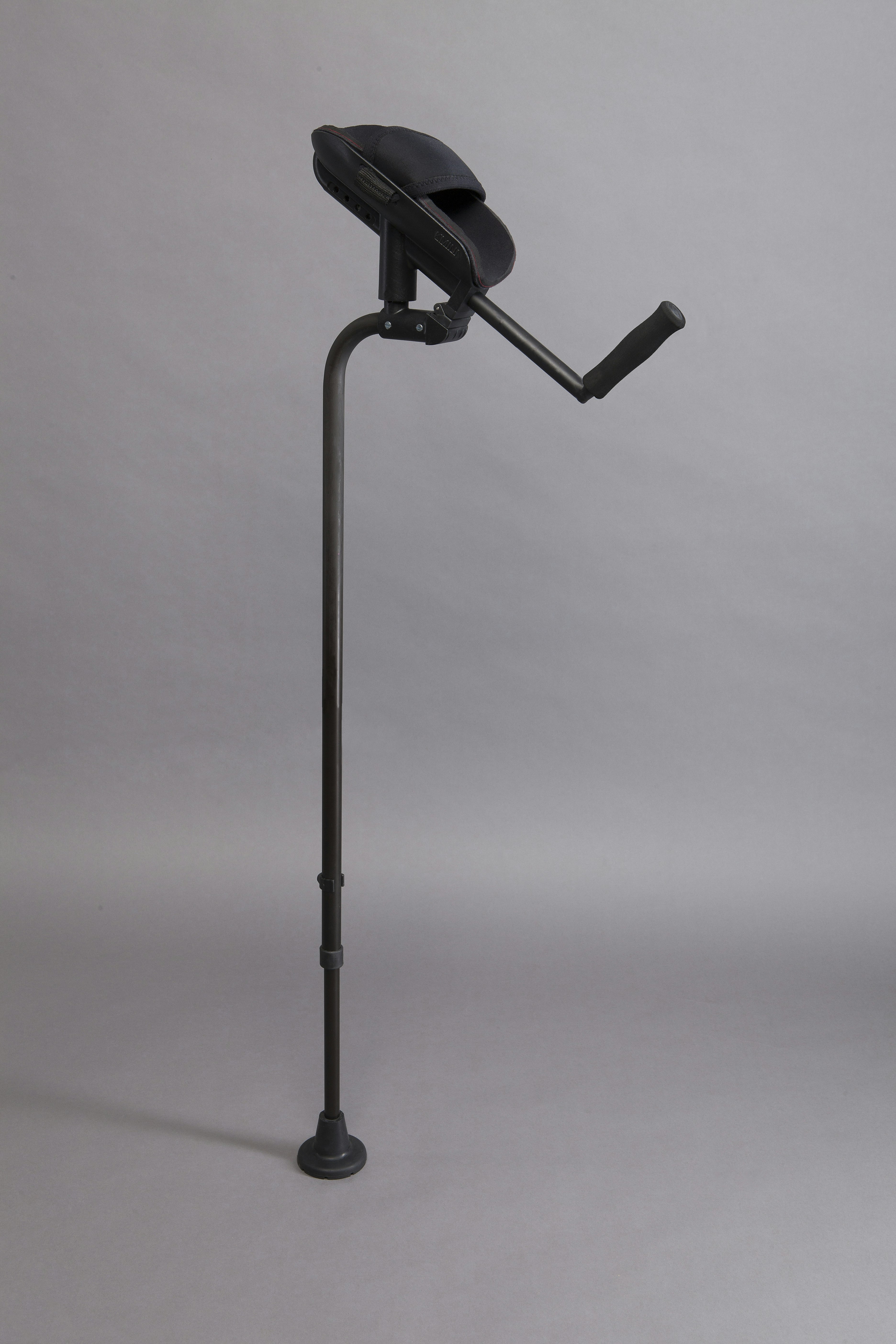 KMINA Crutches gallery image