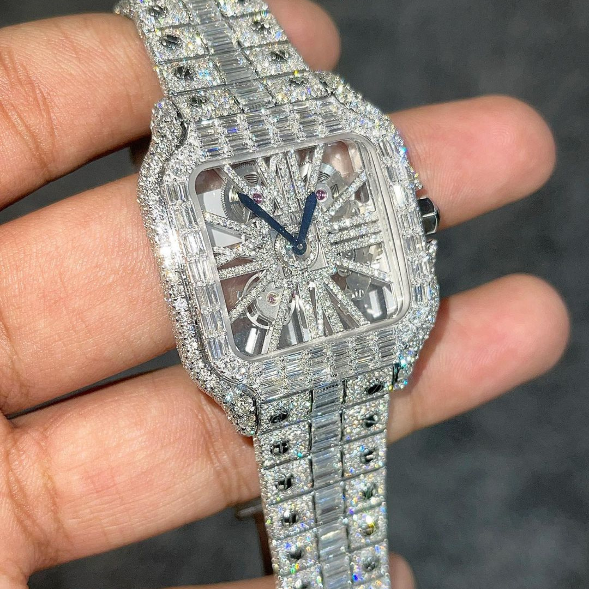 moissanite watch - Main product screenshot demonstrating key features and user interface