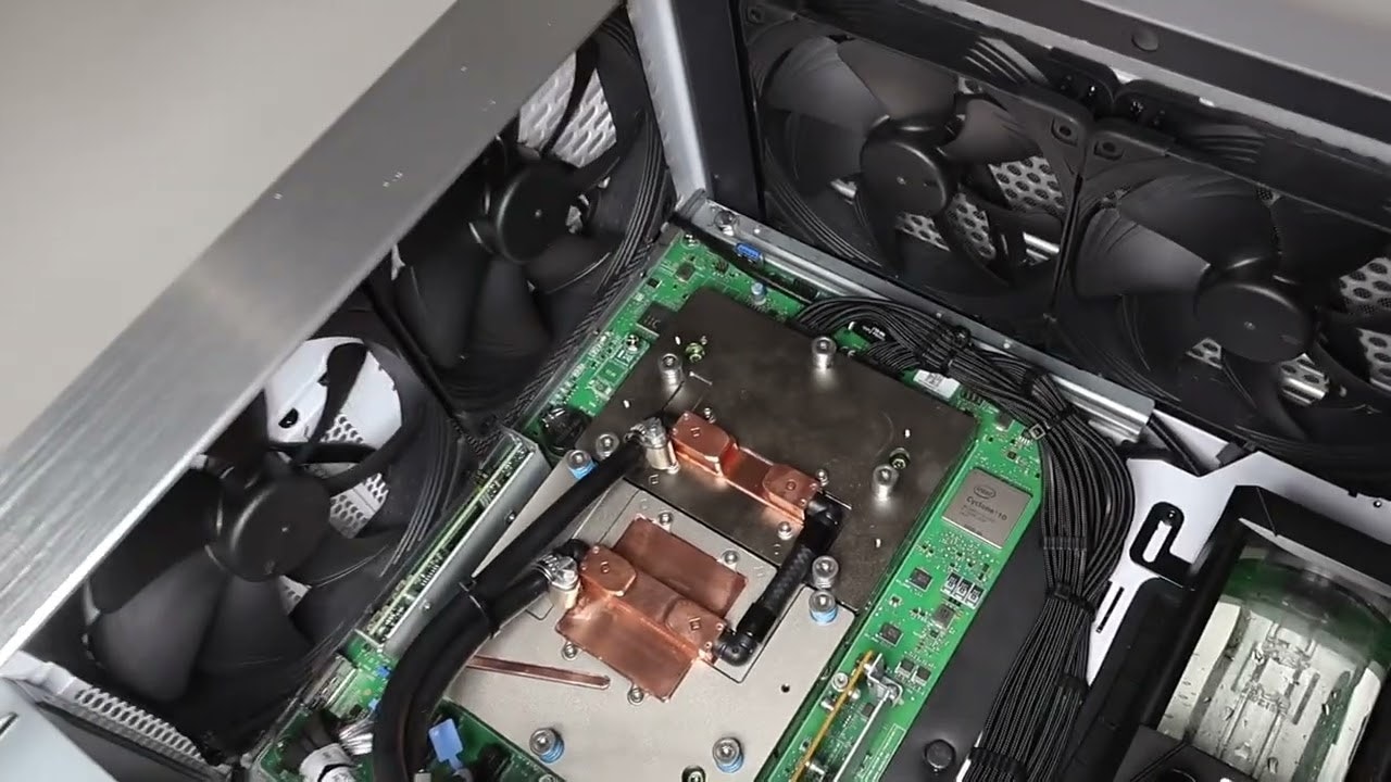 High-end desktop supercomputers for AI gallery image