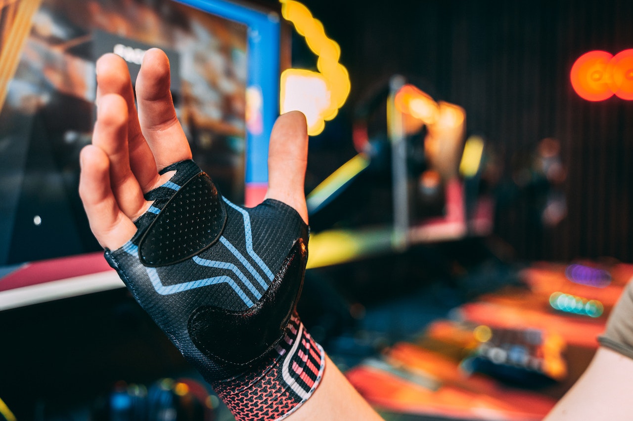 Grindclaw -handschoenen - PC -gamers beschermen tegen polsletsels. media 2