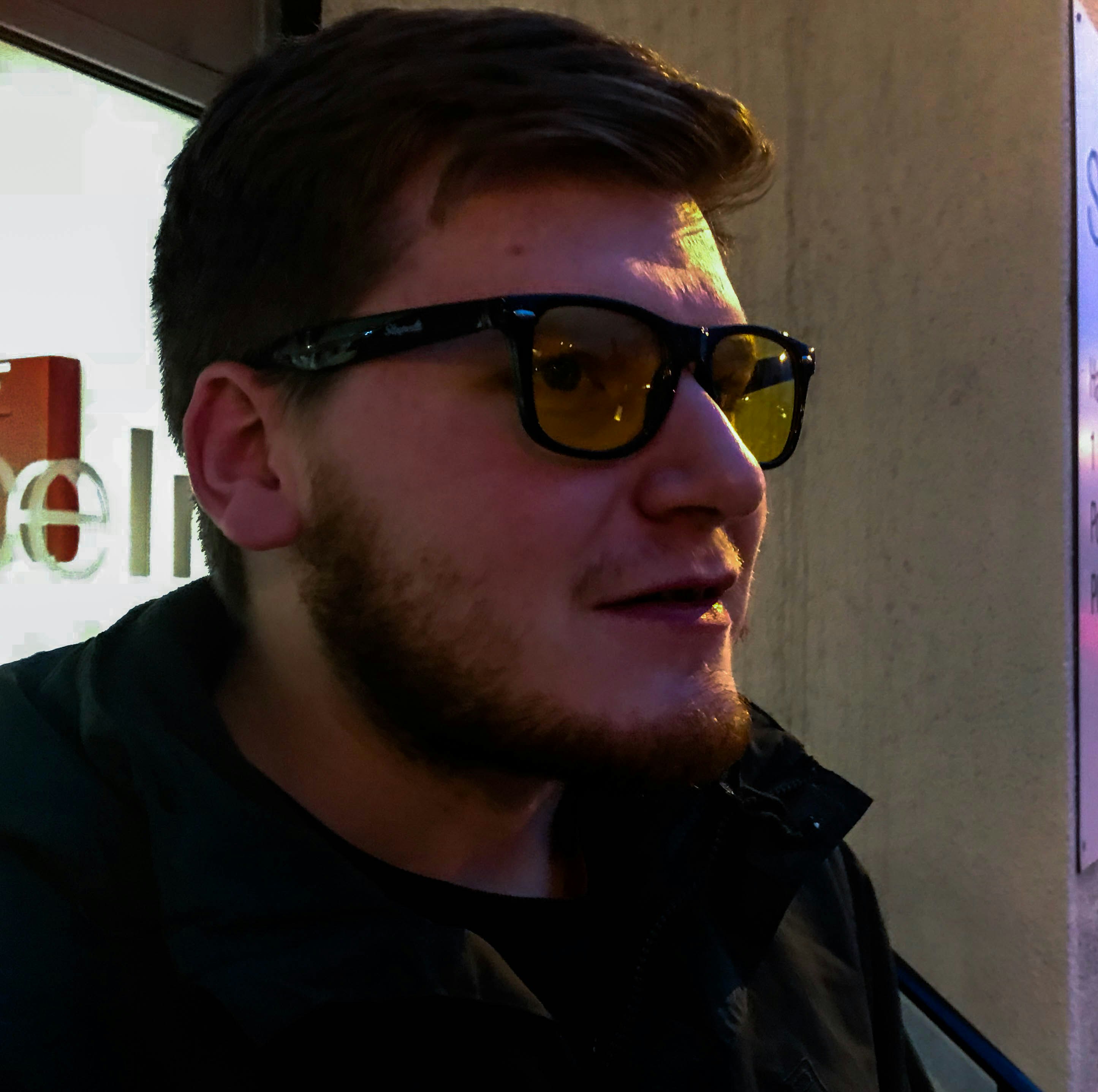 Sleepwells Blue Light Blocking Glasses gallery image