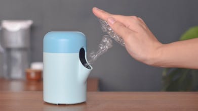 Buru-buru: The Bubble Soap Dispenser gallery image