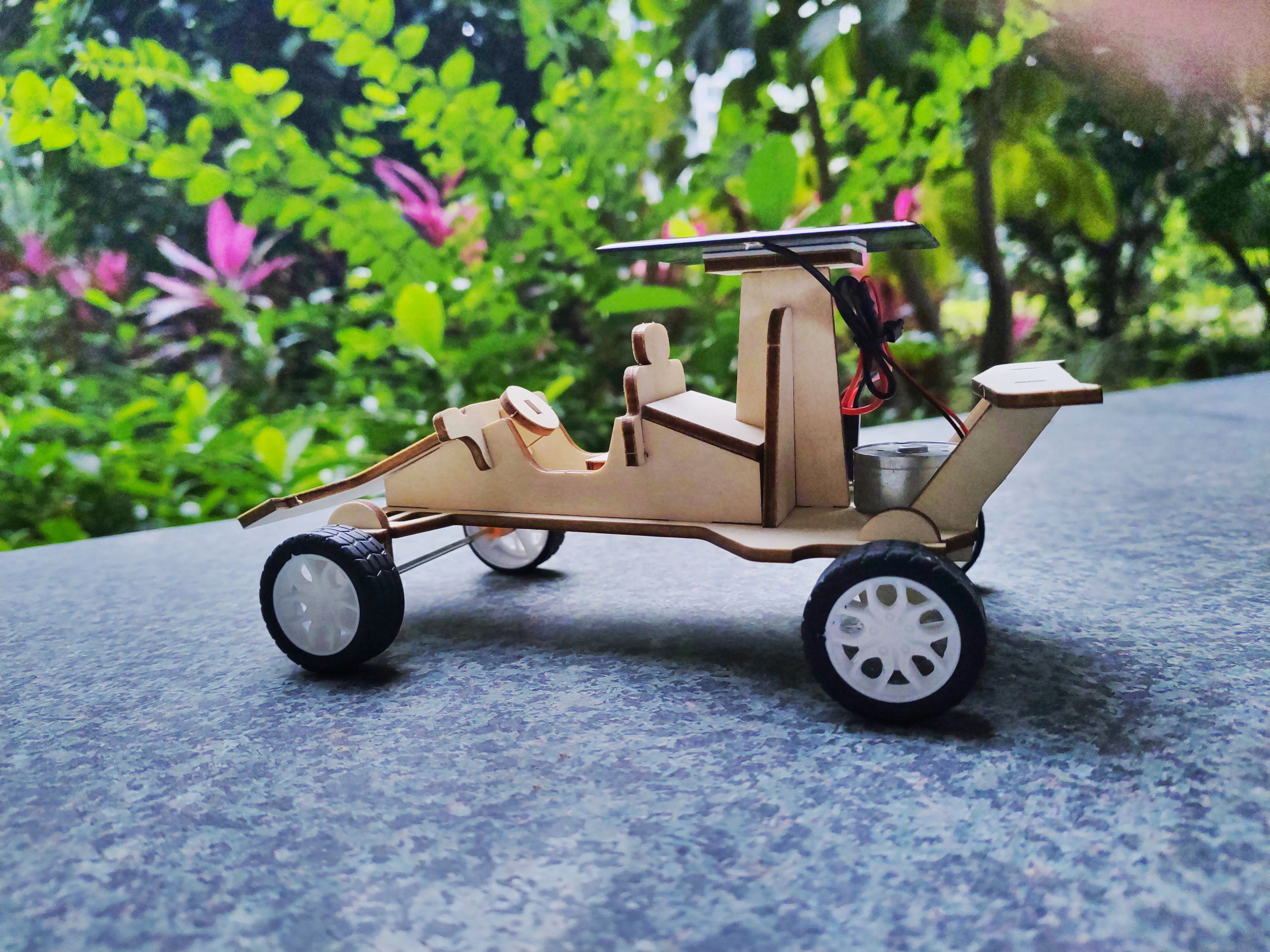 Solar Energy Wooden Model Racecar