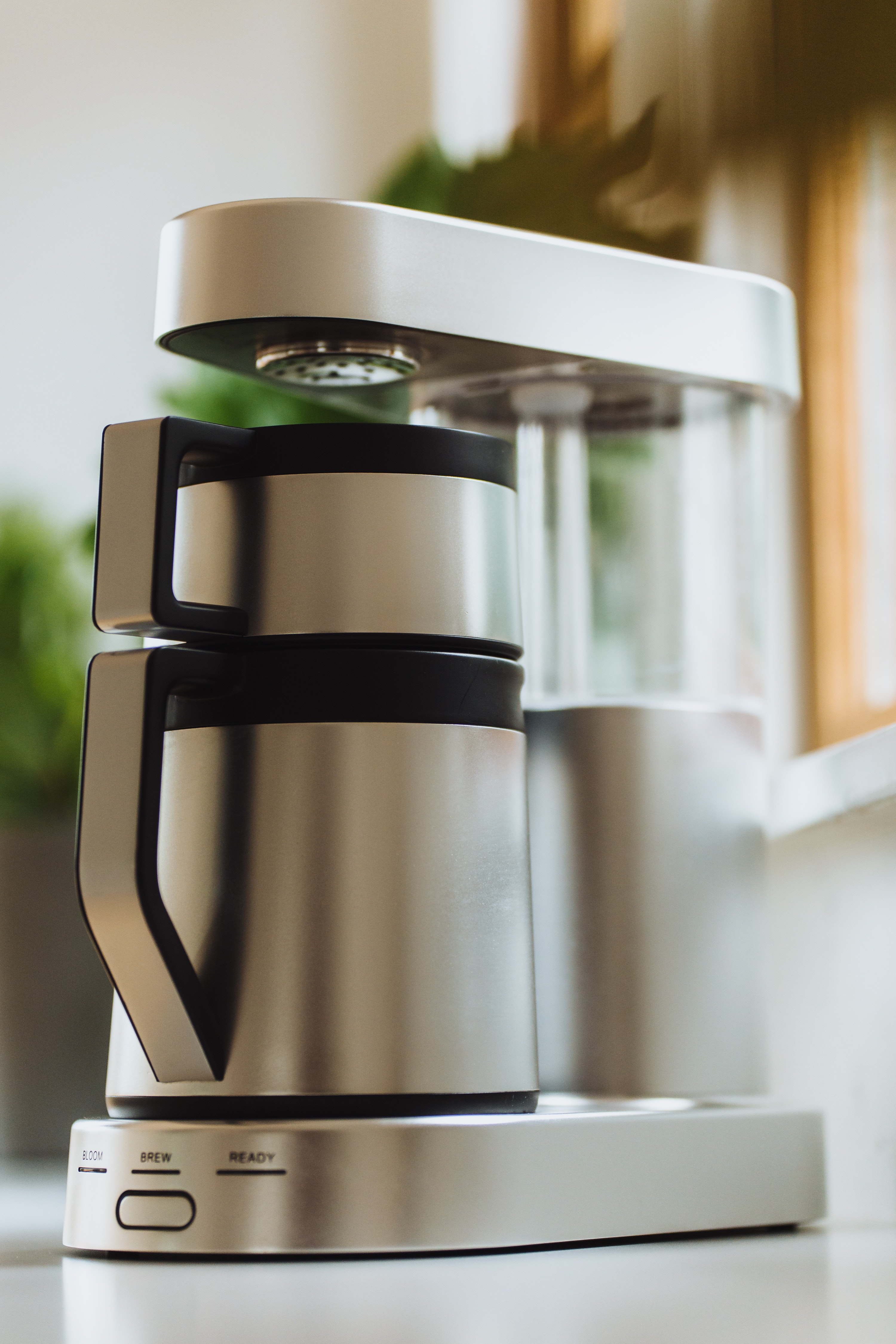 Ratio Six Coffee Maker The Ratio Six is a modern, one button coffee maker Product Hunt