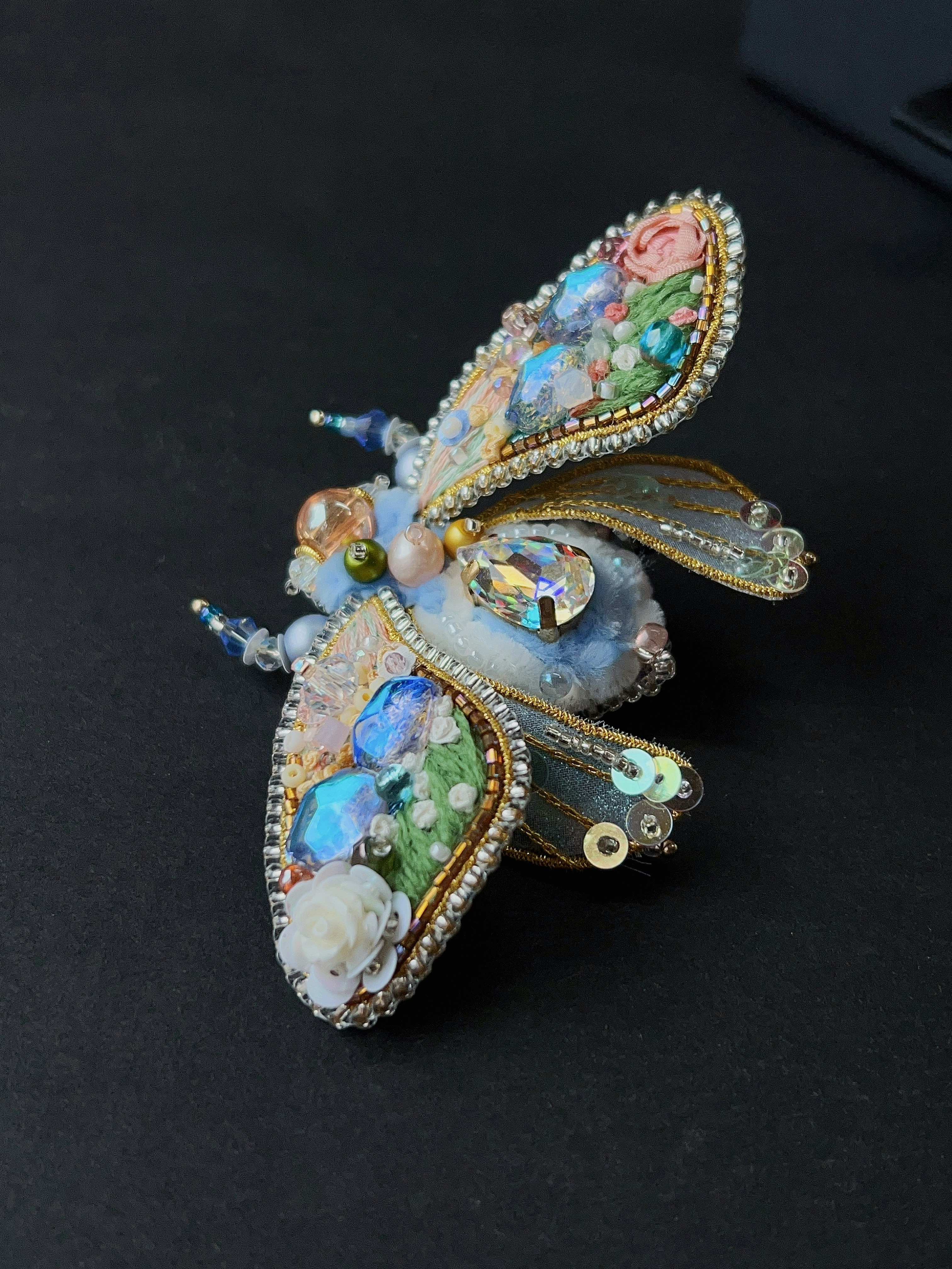 Somptueux Moth Brooch