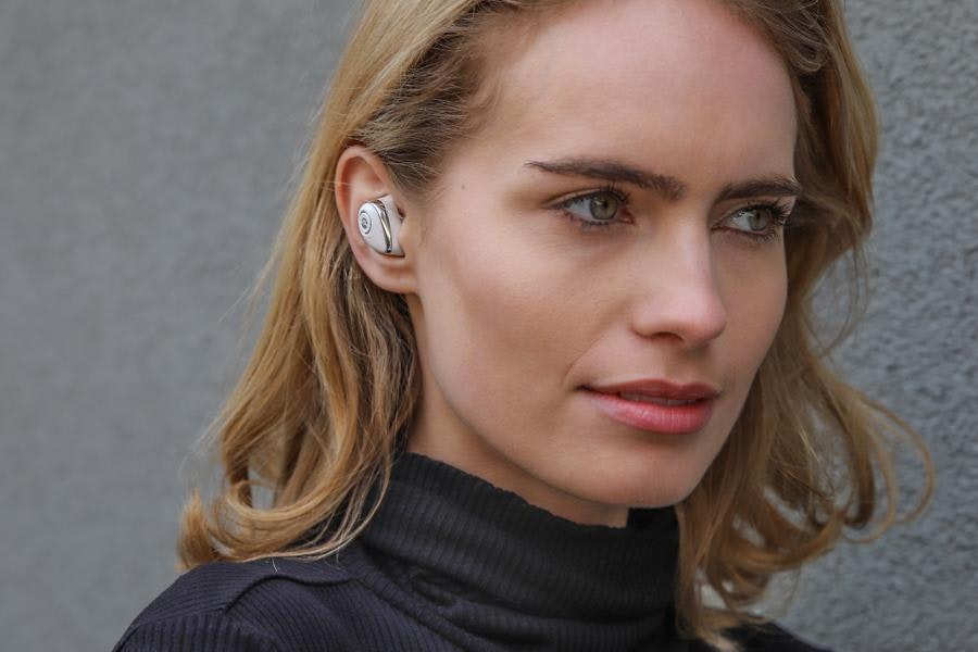 Raycon Performer E55 Wireless Earbuds Product Information, Latest