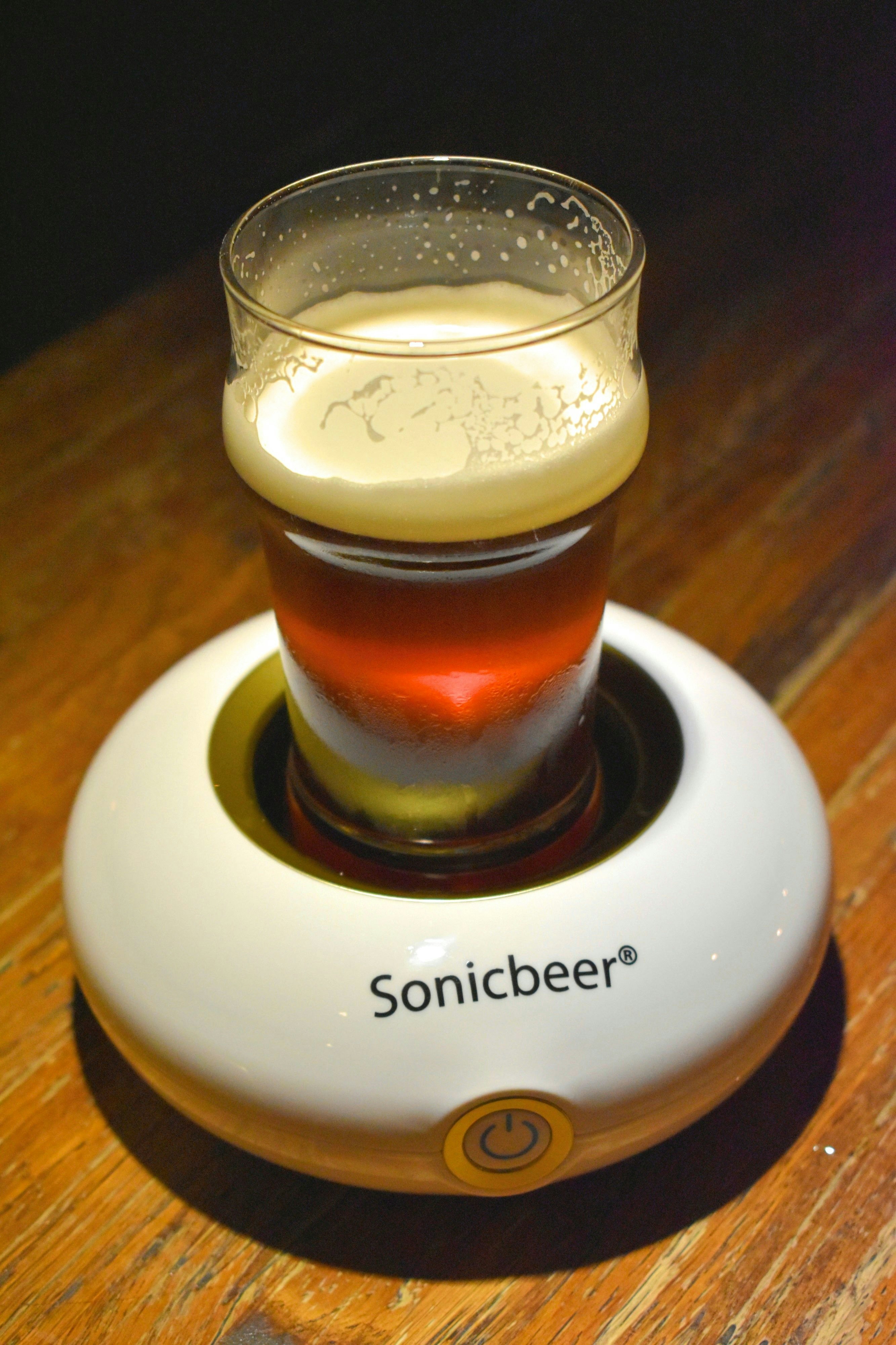 Sonicbeer: electronic device that improves the taste aroma and mouthfeel of beer, in just a few seconds!🍺 gallery image