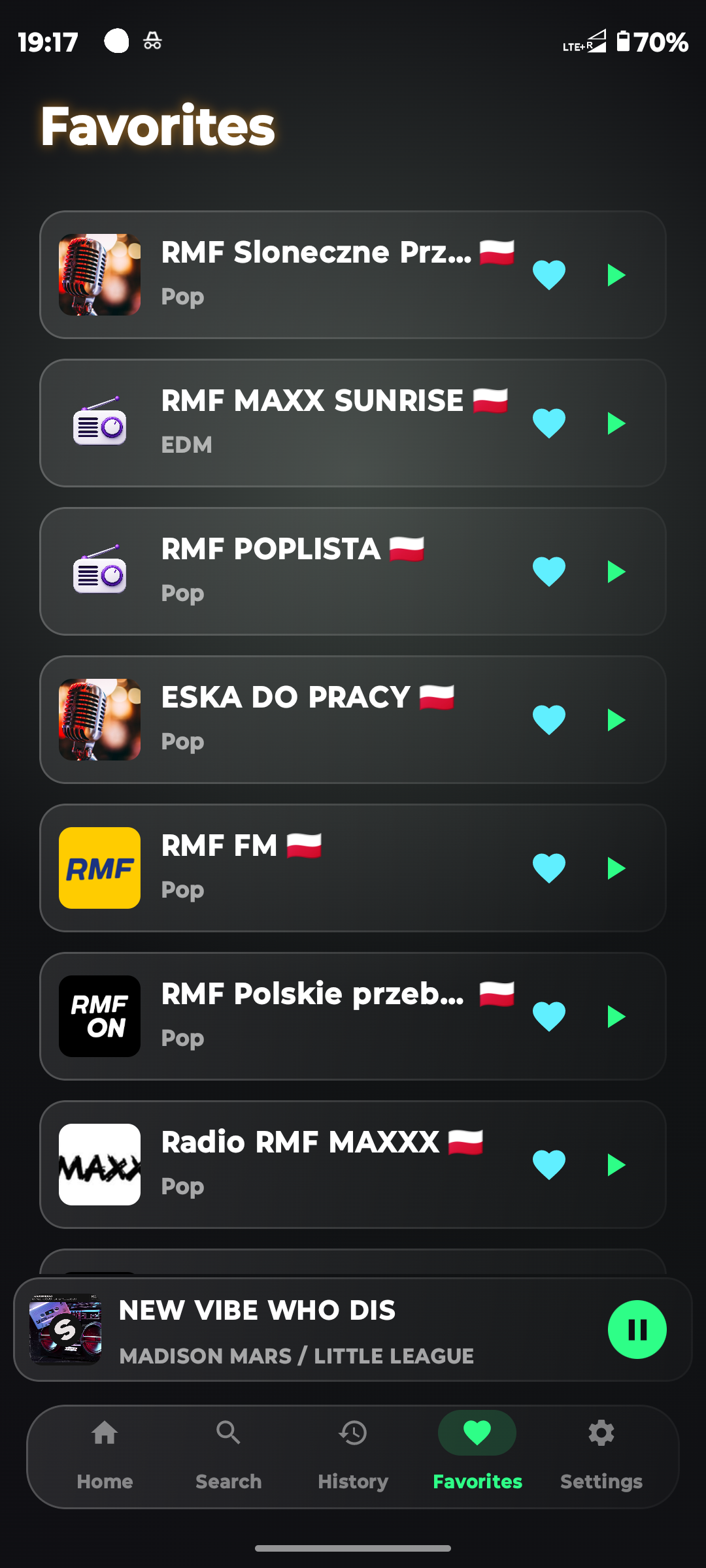 Radio online gallery image