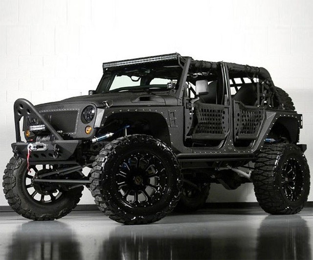 "Full Metal Jacket" Customized Jeep gallery image