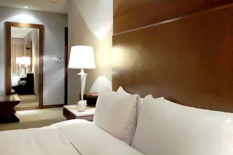 Cheap Hotels and Accommodation gallery image