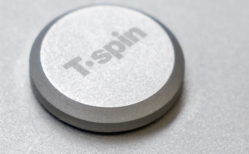 T'Spin Titanium Travel Tool gallery image