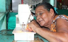 OneDollarGlasses gallery image