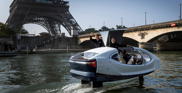 Seabubbles Electric Water Taxi gallery image