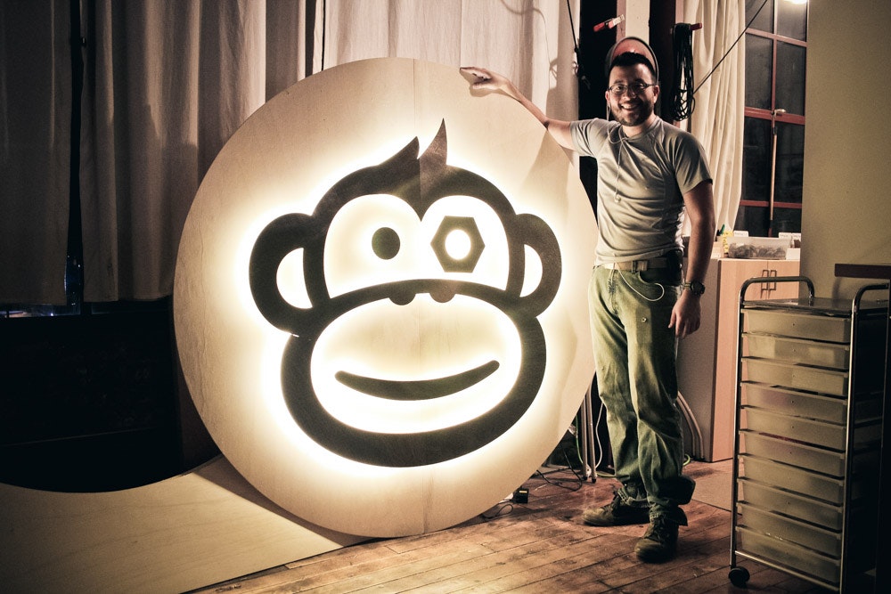 Tinkering Monkey's StartUp Signage