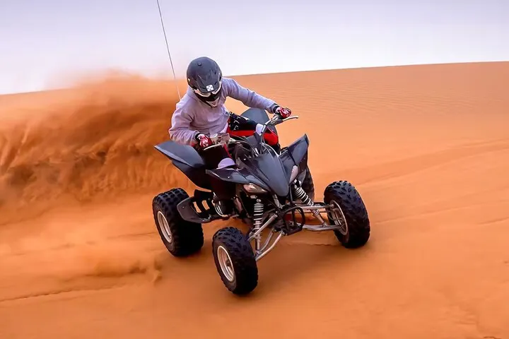 Dubai Evening Desert Safari: BBQ Dinner gallery image
