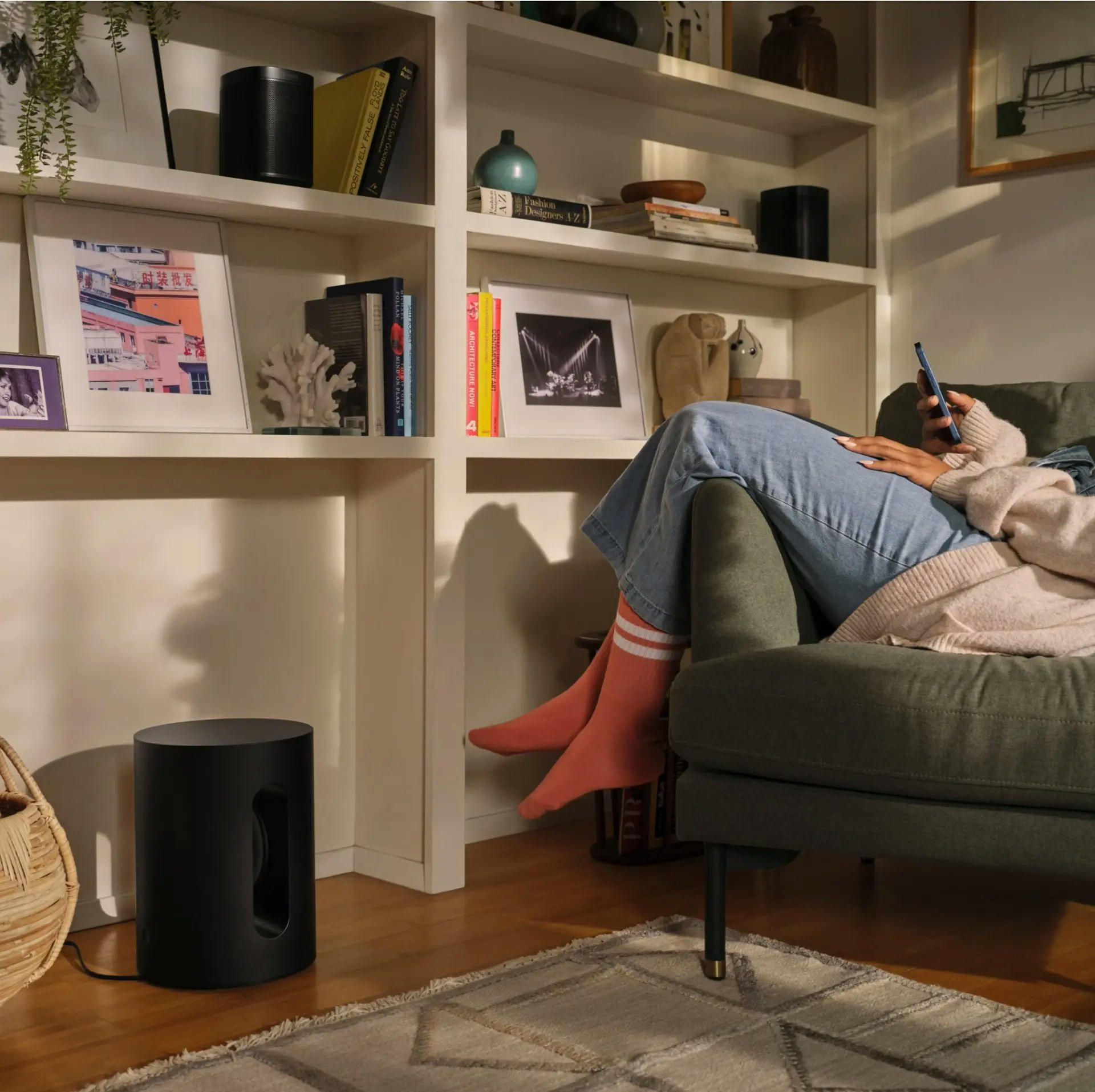 Media Sonos sub mini - Loa siêu trầm Curvy làm giảm nhịp đập lớn 4