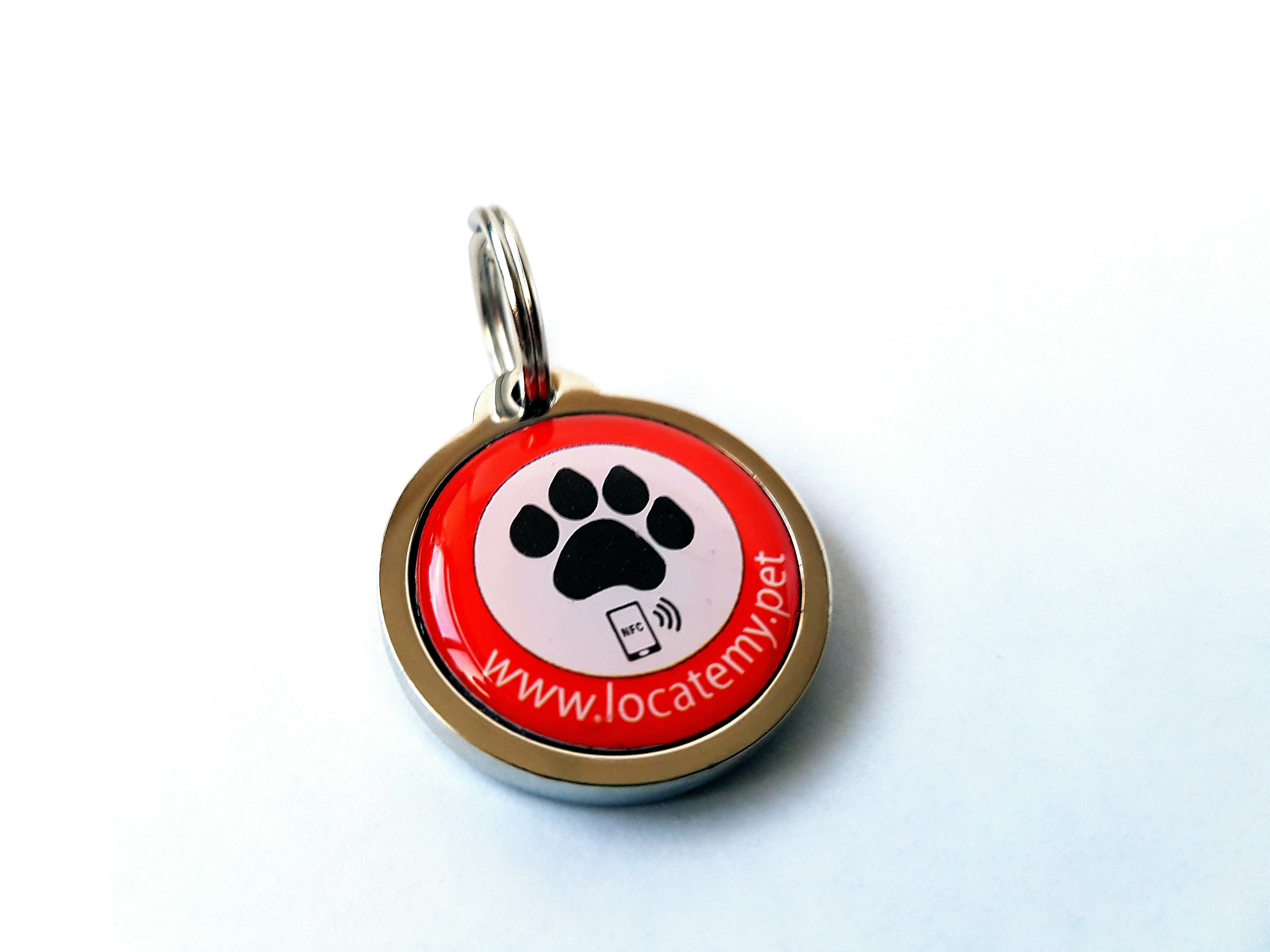A simple pet locating device gallery image