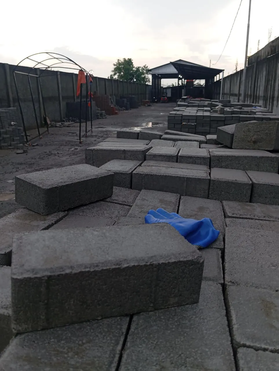 Paving Holland Tebal 6 Cm  gallery image