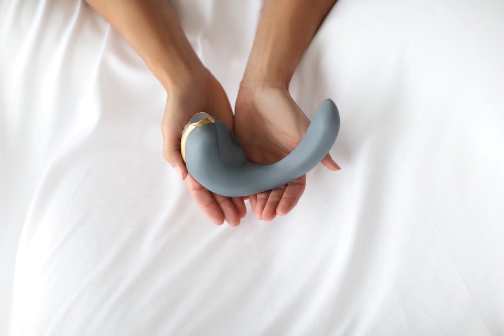Osé Female Robotic Massager For Blended Orgasms Product Hunt