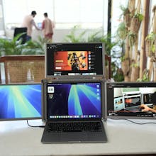 Quad Screen: The Ultimate Display Setup gallery image