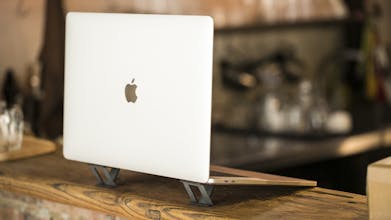 Tesmo Kickstand gallery image