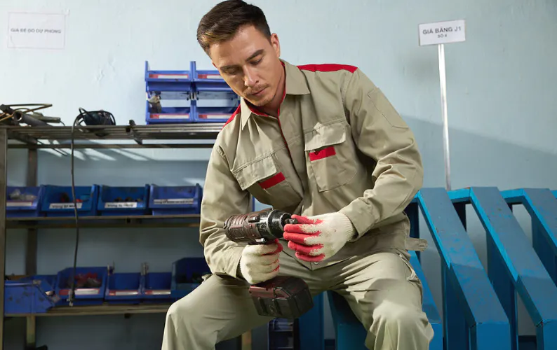 Oil Resistant Protective Workwear gallery image