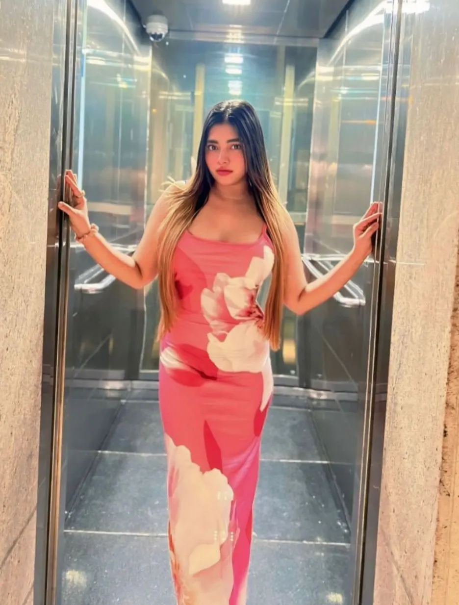 Call girls in delhi  gallery image