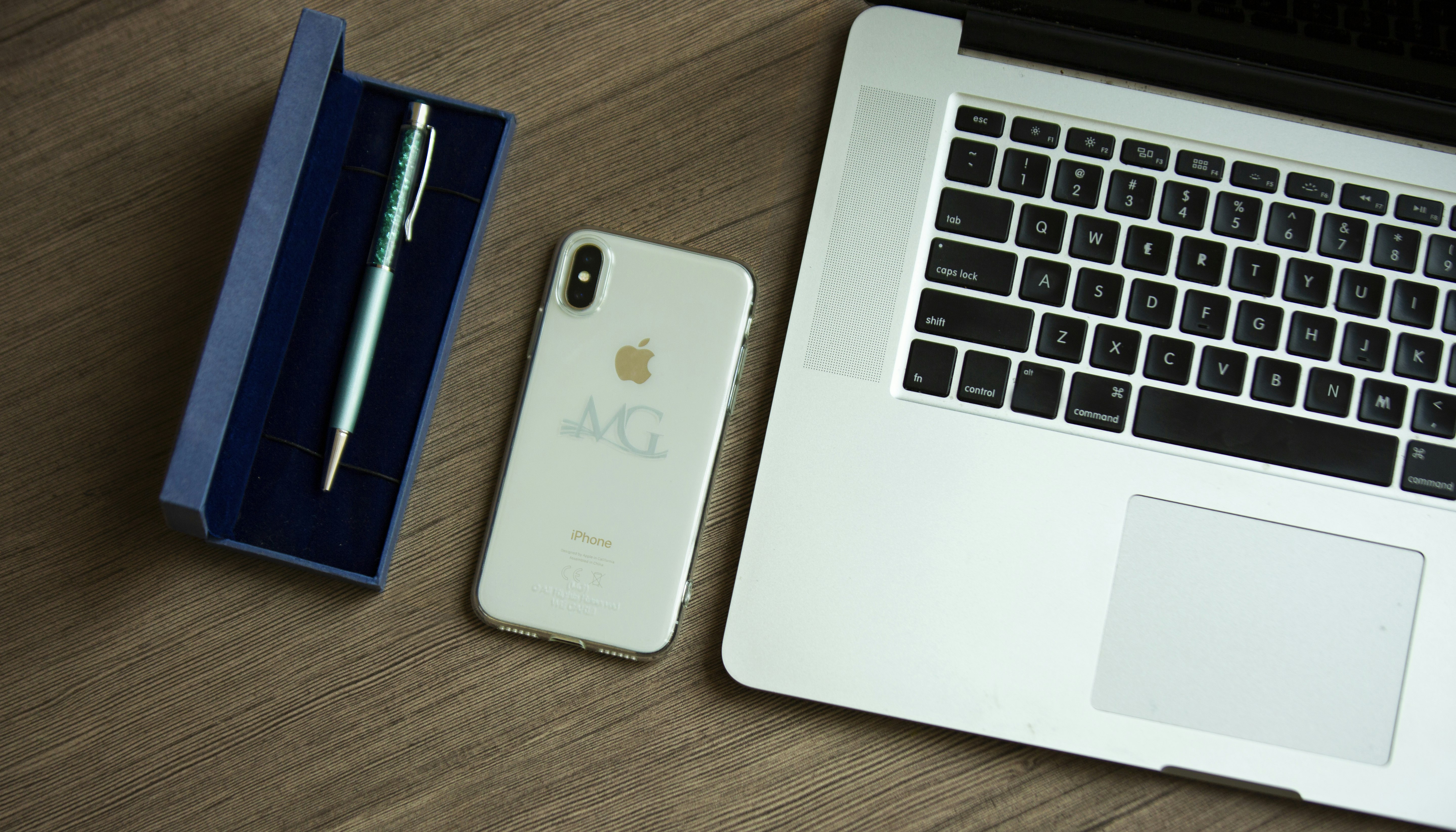 MGcase:The most reliable CASE for iPhone & SAMSUNG gallery image