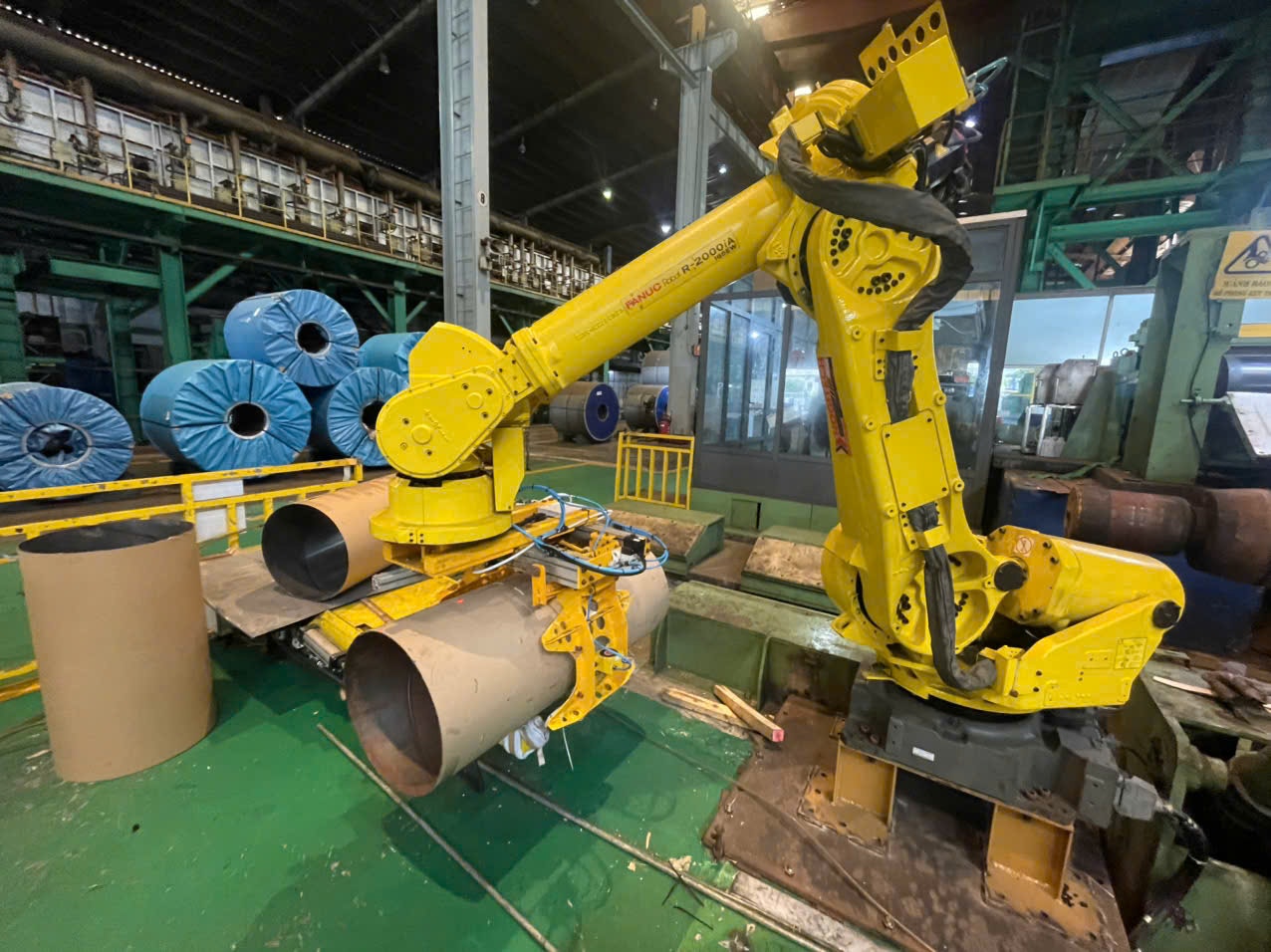 Steel Pipe Handling Robot gallery image