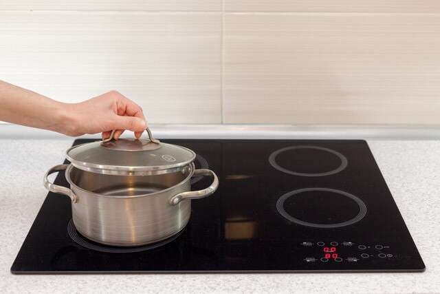 Mídia 4 de Fogão elétrico - Não se preocupe, cozinhe com confiança