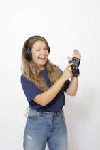 KAiKU Music Glove gallery image