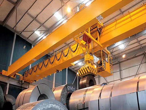 Magnet Crane gallery image