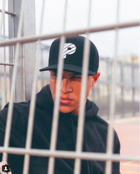 Precinq gallery image