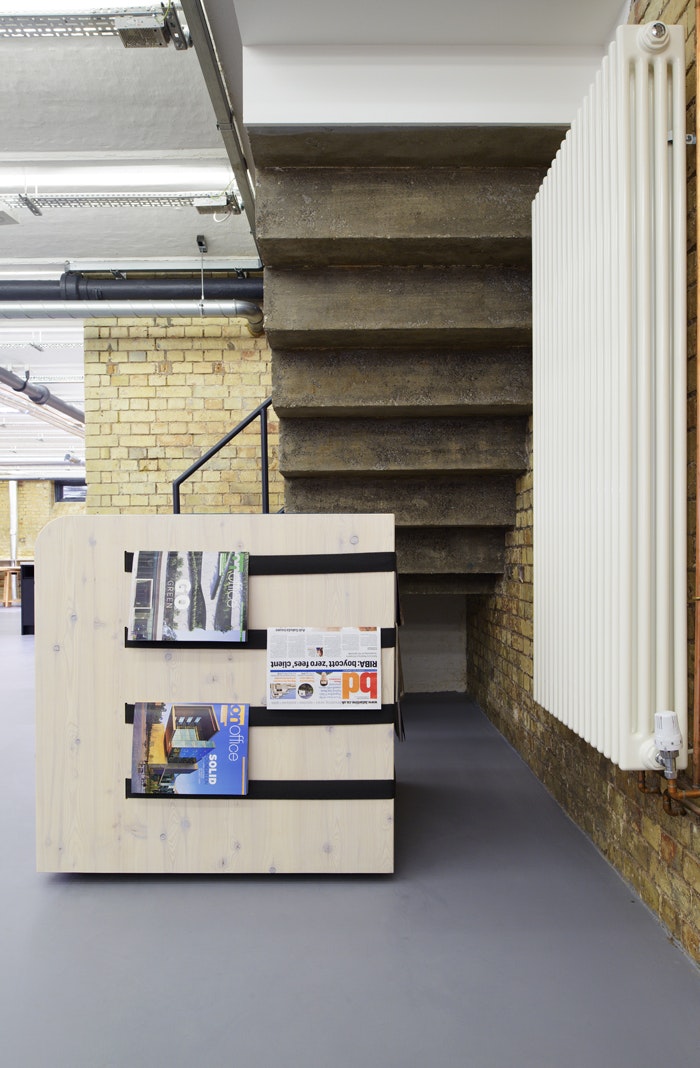 OPENBOOK Chair gallery image