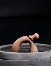 HER ESSENTIALS gallery image