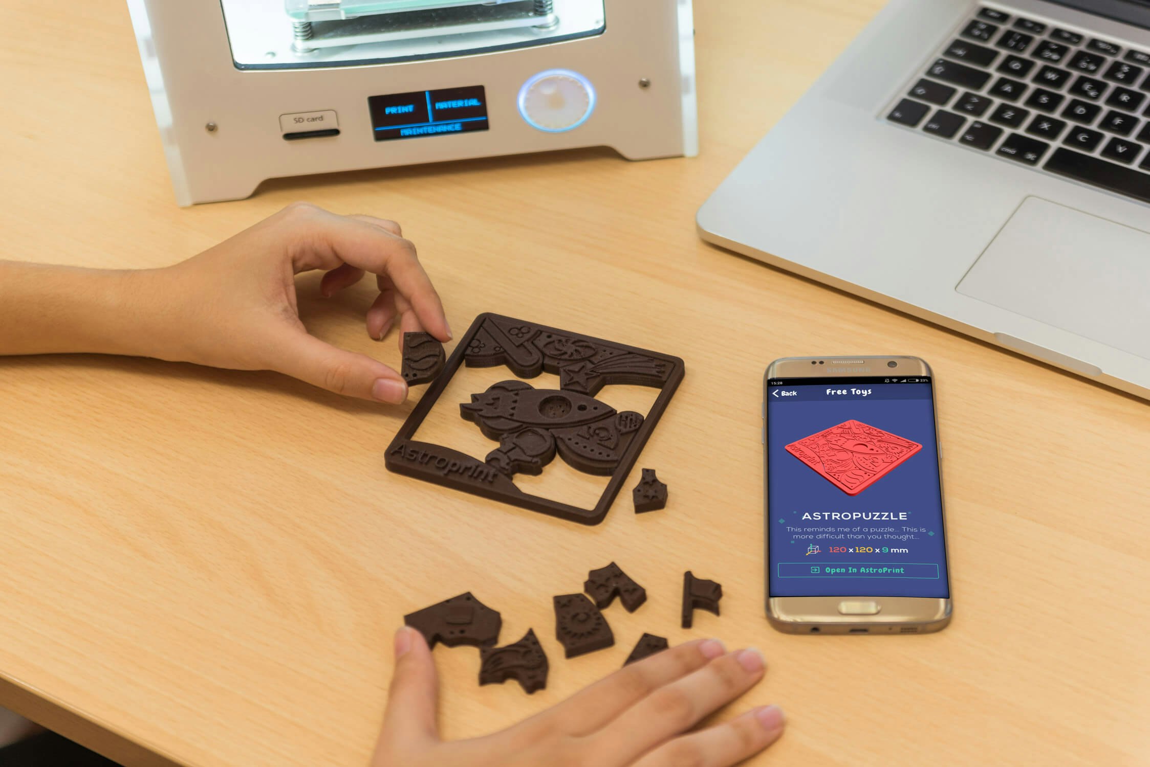 Toy Maker by AstroPrint gallery image