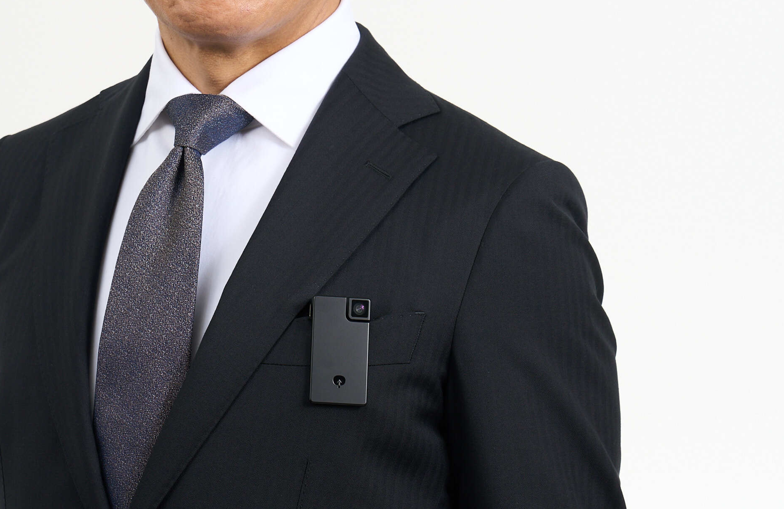 Mídia 10 de Saveclip - The clip camera that remembers your life