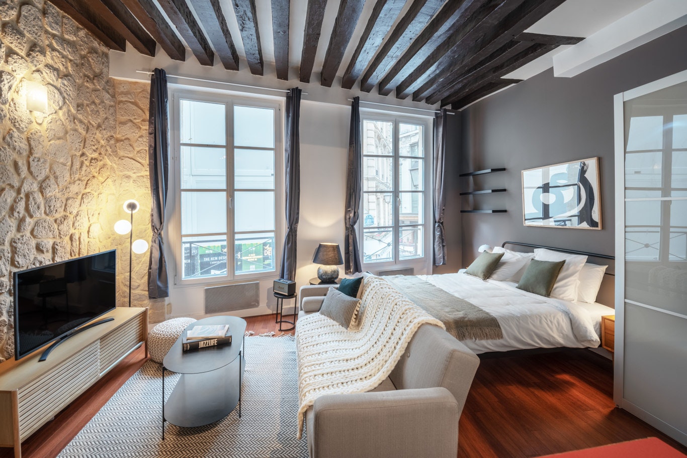 Blueground gallery image