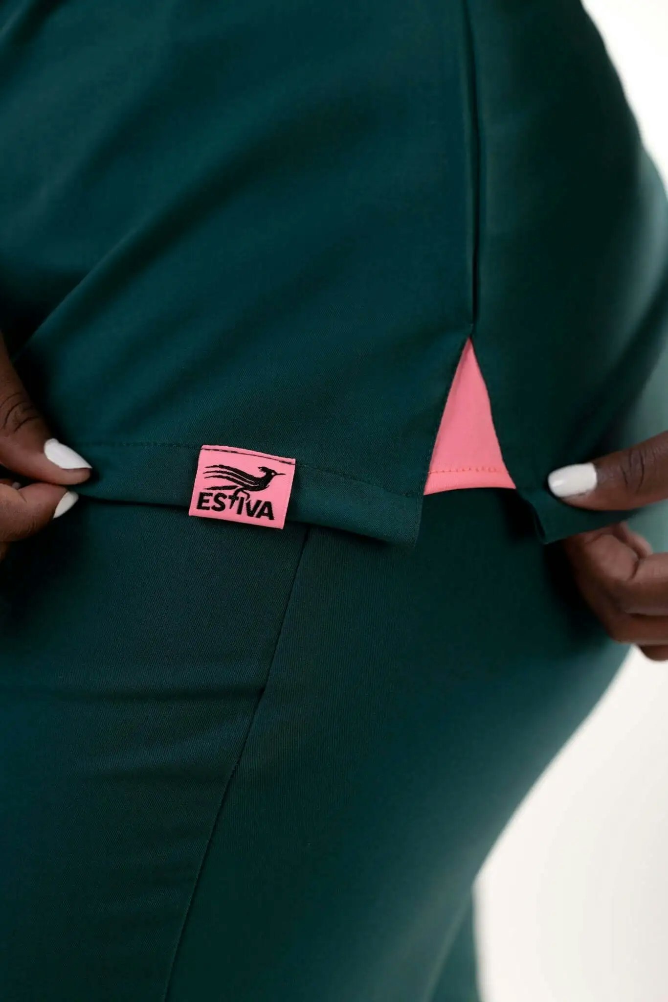 Estiva - Screenshot 4 showing product features and functionality