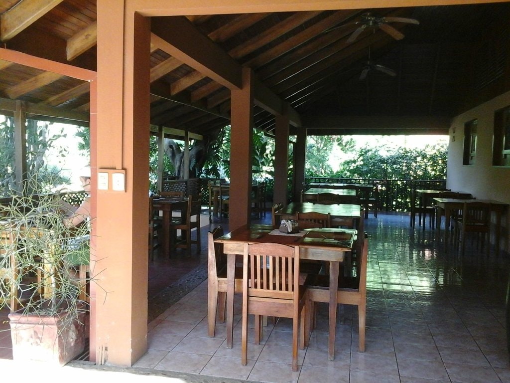 Travel with Makers gallery image