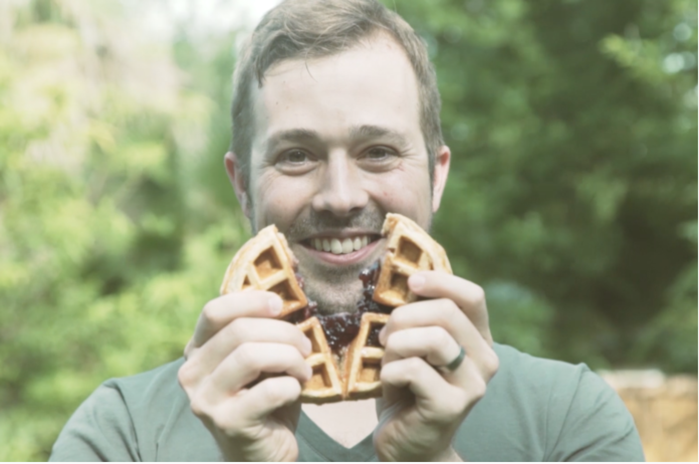 The Wonderffle Stuffed Waffle Iron Product Information, Latest