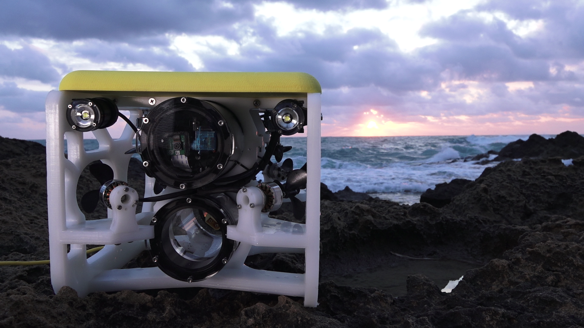 Sibiu Nano - The Underwater Robot gallery image