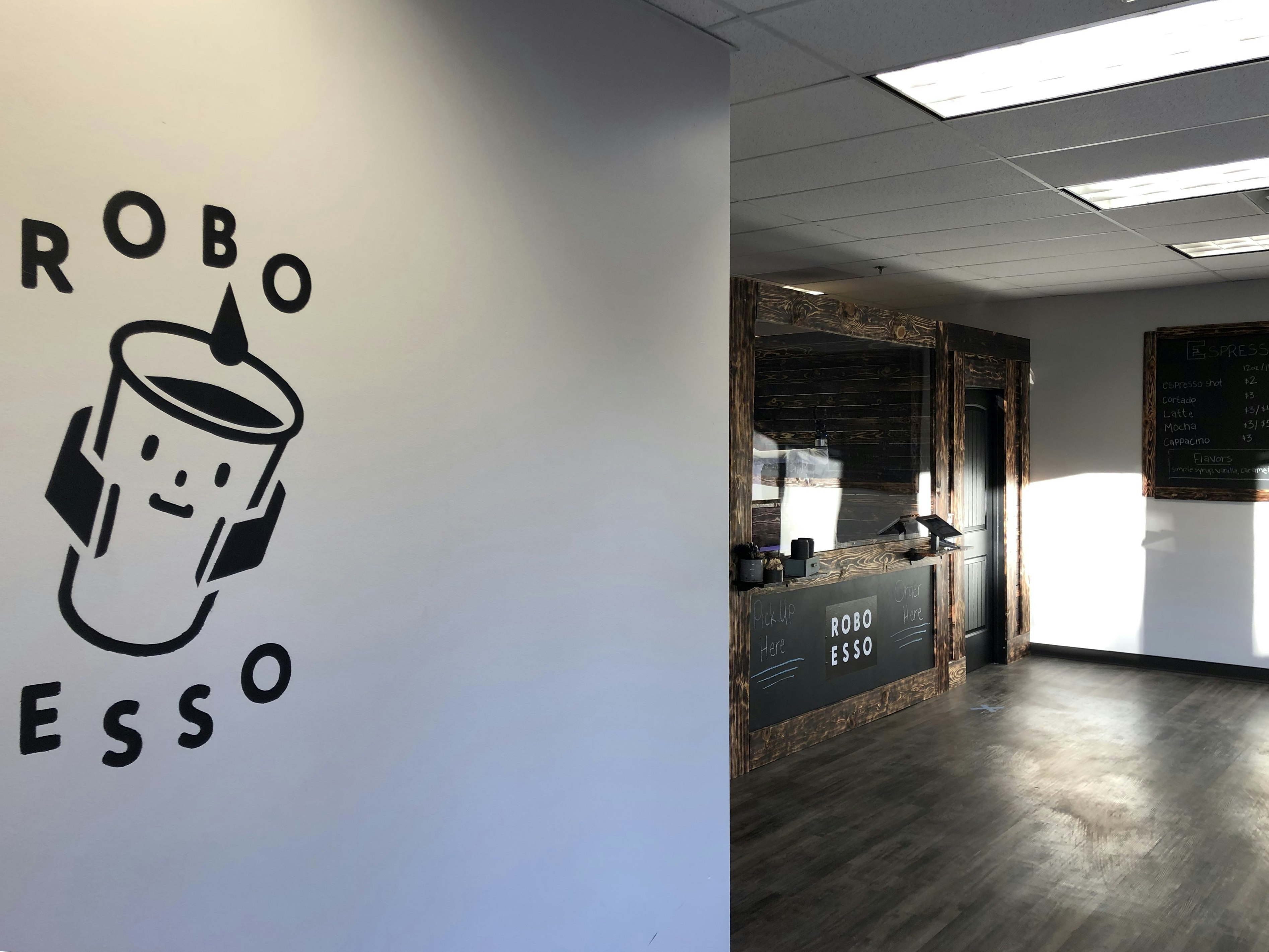 Robo Esso gallery image